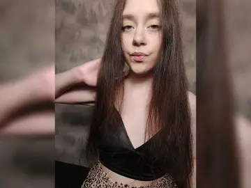 MilkaVay1  live sex cam