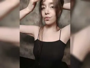 MilkaVay1  live sex cam