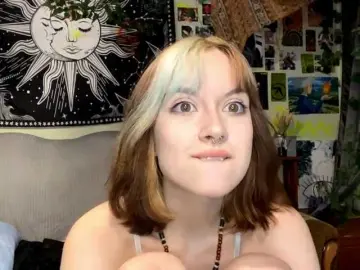 PattiBingle  live sex cam