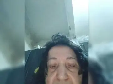 Sweetmoments1  live sex cam