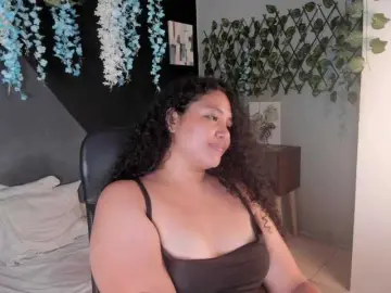 Alixonfiore5  live sex cam