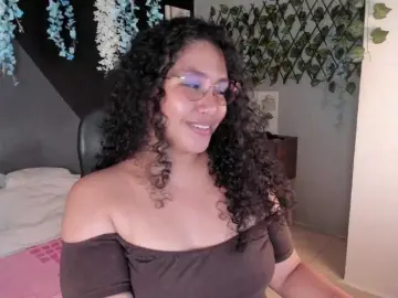 Alixonfiore5  live sex cam