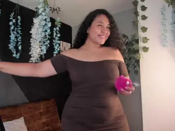 Alixonfiore5  live sex cam