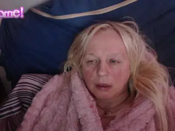 Martachatte19  live sex cam