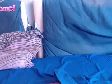 Martachatte19  live sex cam