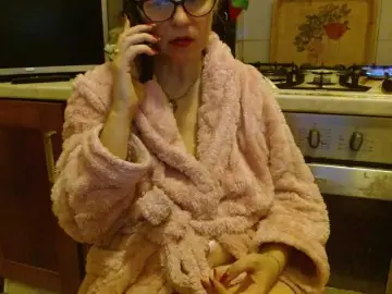 Martachatte19  live sex cam