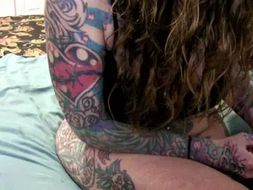 Pamelagunns  live sex cam