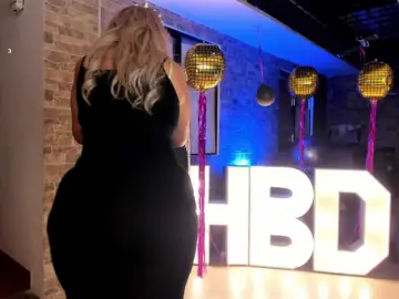 Xcarlet1  live sex cam