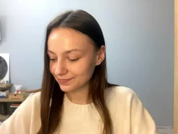 KittieRusu  live sex cam