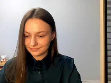 KittieRusu  live sex cam