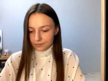 KittieRusu  live sex cam