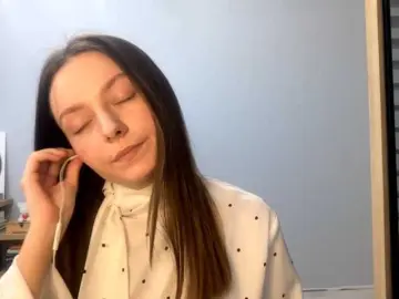 KittieRusu  live sex cam