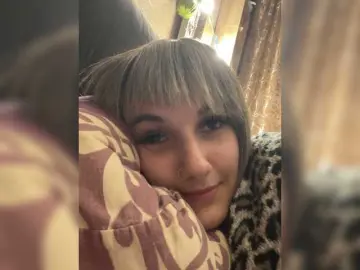 Ksyusha12  live sex cam