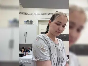 Lilua  live sex cam