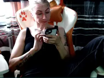 Lollifoxy  live sex cam