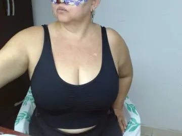 LolytaWOMAN  live sex cam