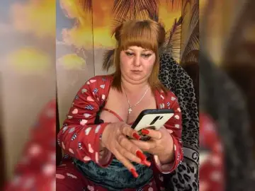 Miss-Tits2025  live sex cam