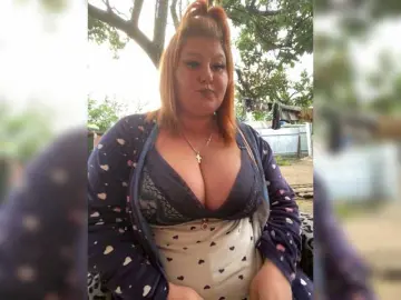 Miss-Tits2025  live sex cam