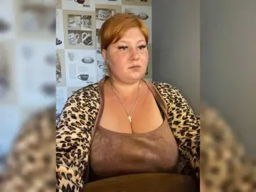Miss-Tits2025  live sex cam