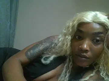 Sweetlyra  live sex cam