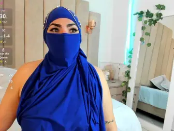 Naylaa-  live sex cam