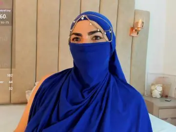 Naylaa-  live sex cam