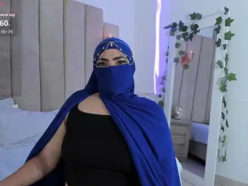 Naylaa-  live sex cam