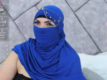 Naylaa-  live sex cam