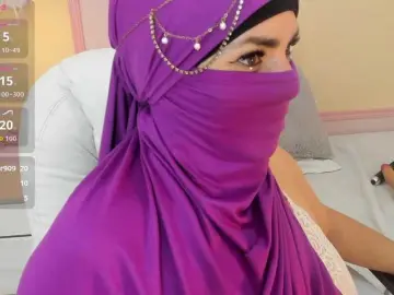 Naylaa-  live sex cam