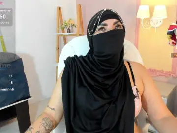 Naylaa-  live sex cam