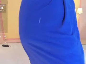 Naylaa-  live sex cam