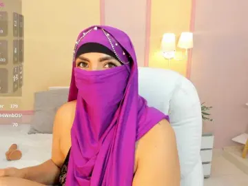 Naylaa-  live sex cam