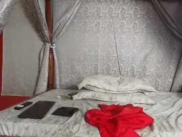 Entine  live sex cam