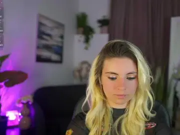 Jetpearl  live sex cam