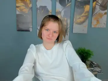 LilianSlow  live sex cam