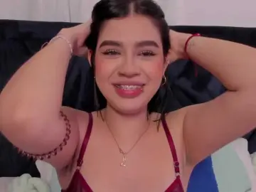 Lily-Woodz  live sex cam