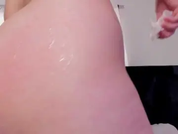 Lily-Woodz  live sex cam