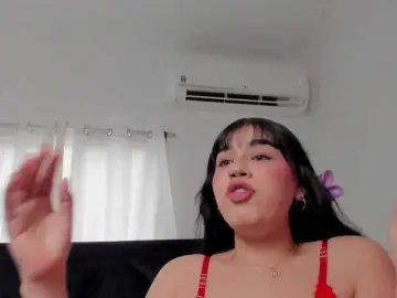 Lily-Woodz  live sex cam
