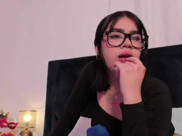 Lily-Woodz  live sex cam