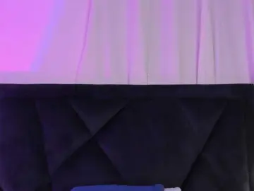 Lily-Woodz  live sex cam