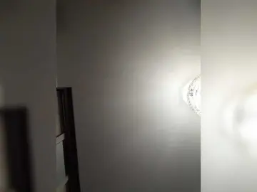 Lilya18  live sex cam