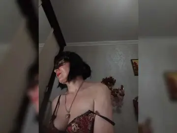 Lilya18  live sex cam