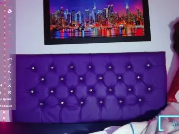 Ebony-NeighborMoans  live sex cam