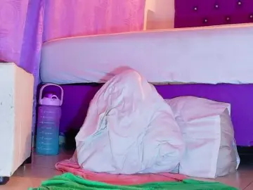 Ebony-NeighborMoans  live sex cam
