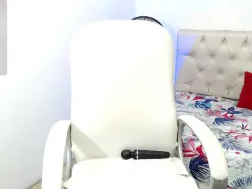 Elly-willis  live sex cam