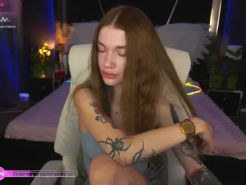 AnacondaOn  live sex cam