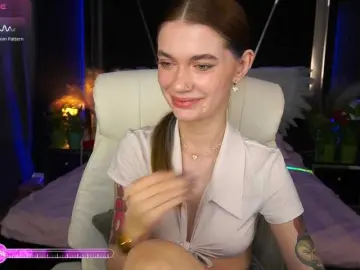 AnacondaOn  live sex cam