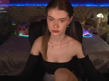 AnacondaOn  live sex cam