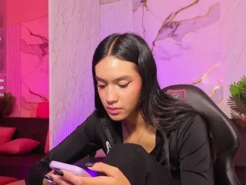 Artemiss-tay  live sex cam