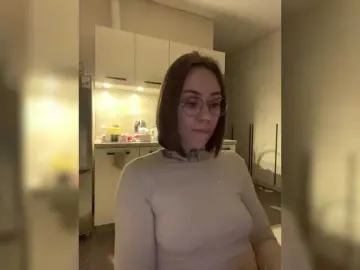 IRAONIC  live sex cam